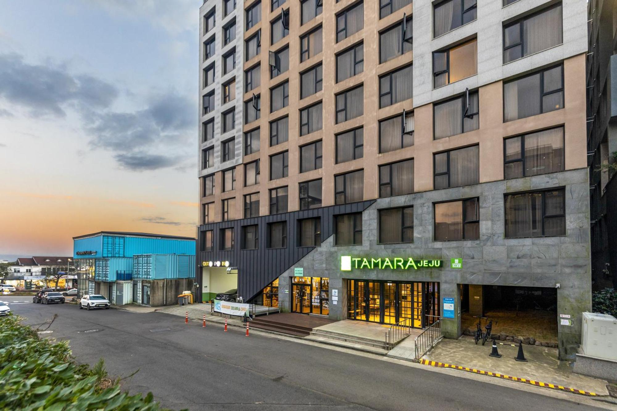 Tamara Jeju Hotel Согвипхо Экстерьер фото