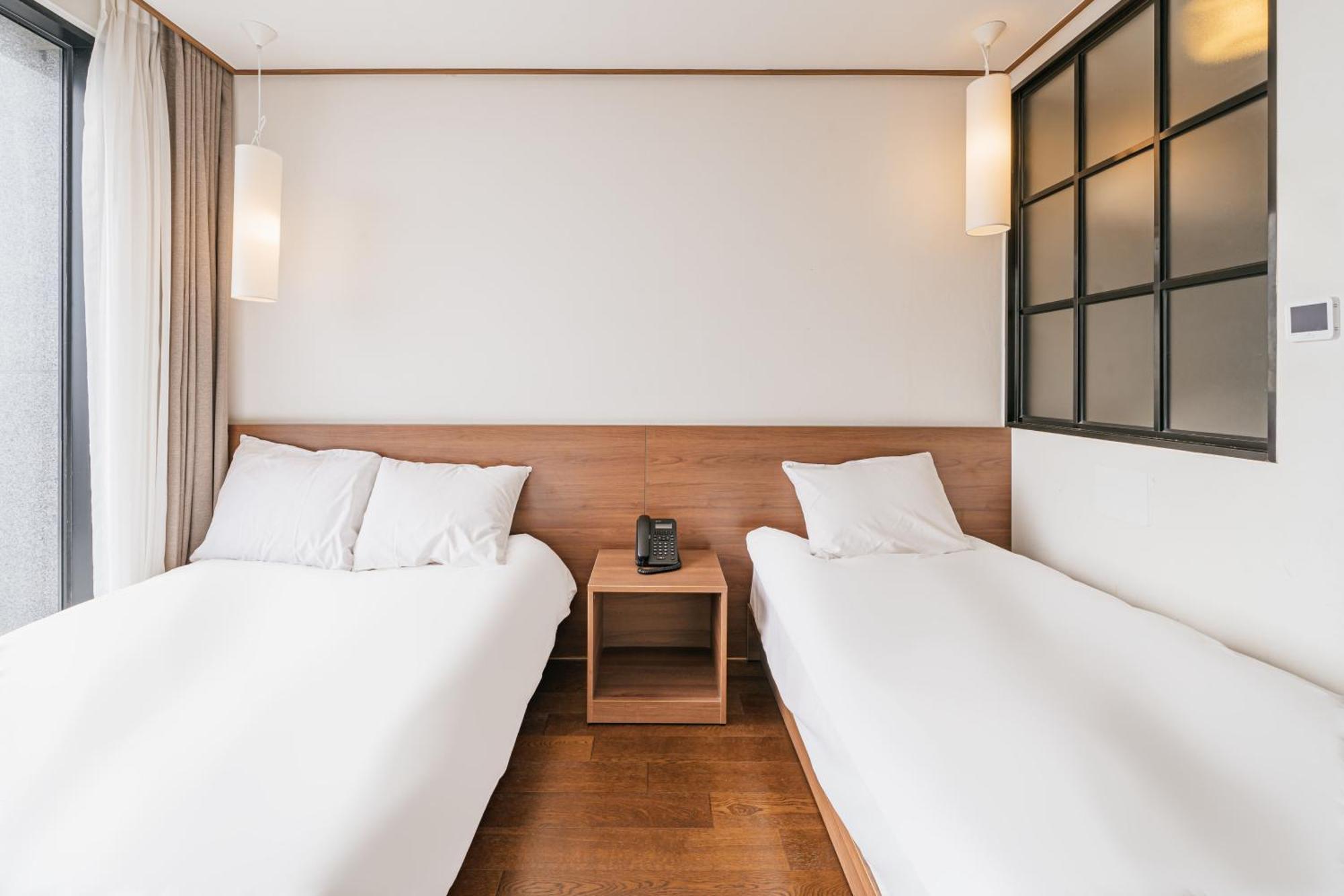 Tamara Jeju Hotel Согвипхо Экстерьер фото